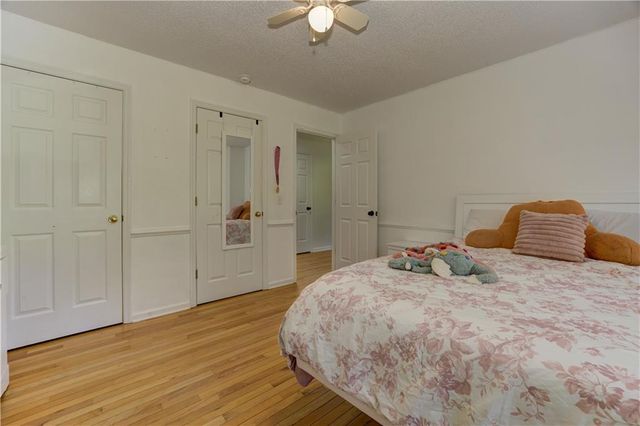 735 Swan Lane, Canton, GA 30115