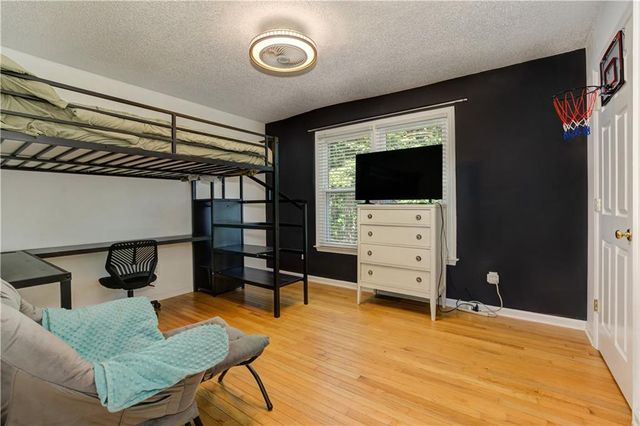 735 Swan Lane, Canton, GA 30115