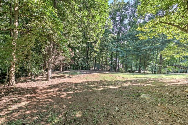 735 Swan Lane, Canton, GA 30115