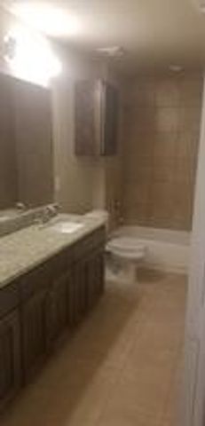 2004 HUNTINGDON Avenue, Dallas, TX 75203