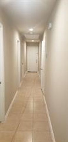 2004 HUNTINGDON Avenue, Dallas, TX 75203
