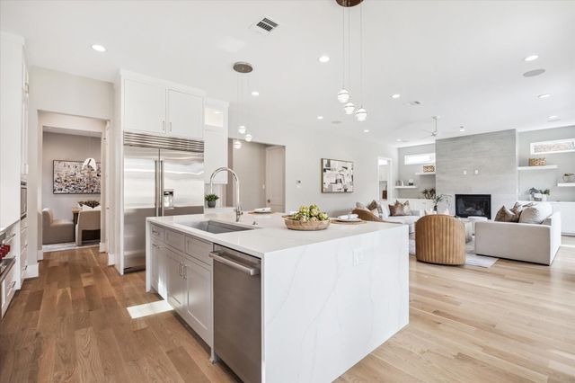 2920 Georgetown Street, Houston, TX 77005