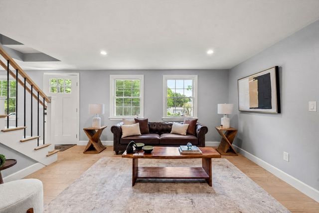16 Churchill Rd, Plympton, MA 02367