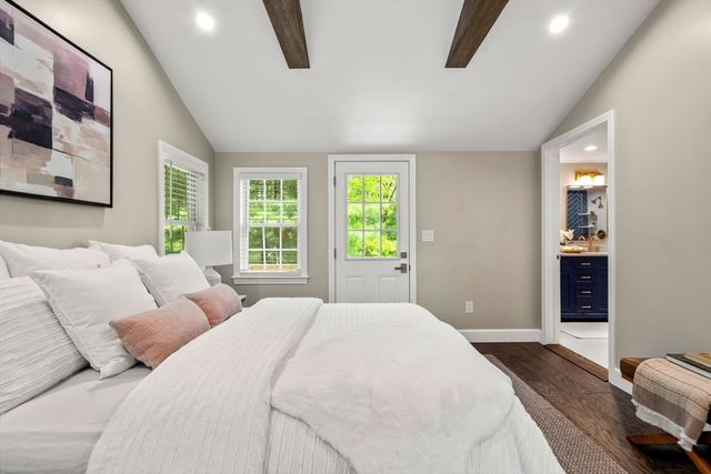 16 Churchill Rd, Plympton, MA 02367