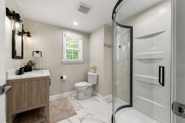 16 Churchill Rd, Plympton, MA 02367