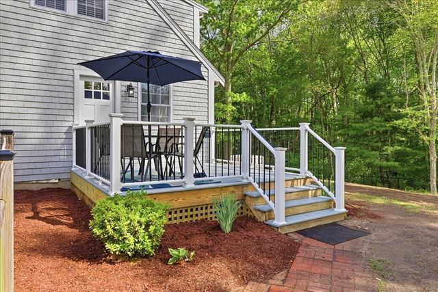 16 Churchill Rd, Plympton, MA 02367