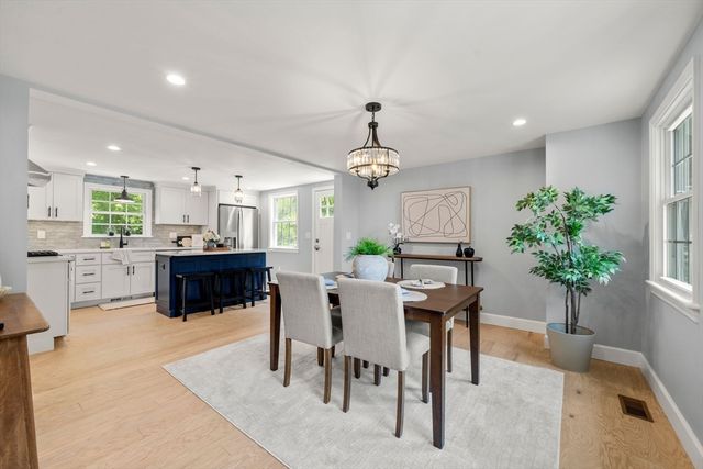 16 Churchill Rd, Plympton, MA 02367