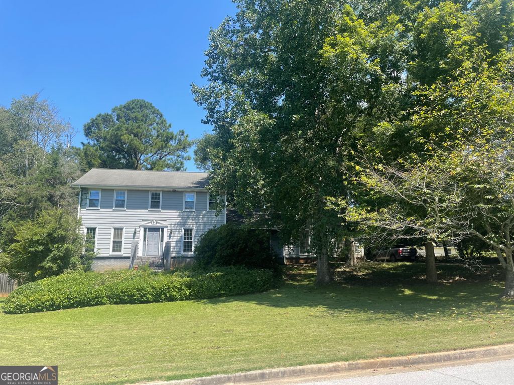 920 Sugar Creek Drive SE, Conyers, GA 30094