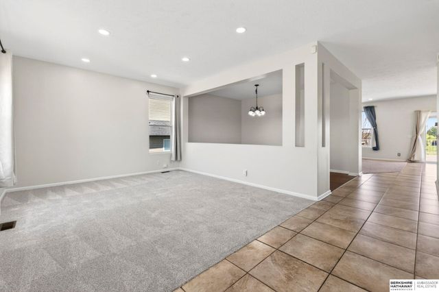14003 Kelly Drive, Bellevue, NE 68123