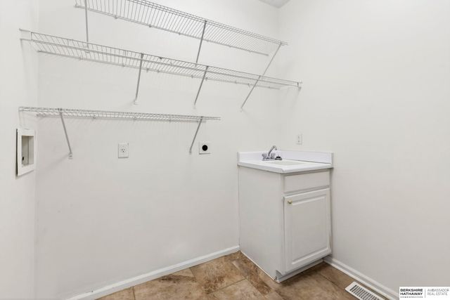 14003 Kelly Drive, Bellevue, NE 68123