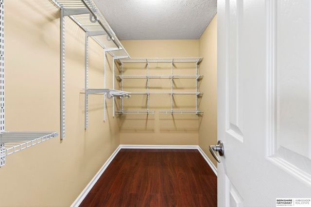 14003 Kelly Drive, Bellevue, NE 68123