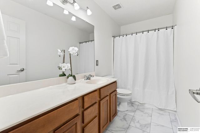 14003 Kelly Drive, Bellevue, NE 68123