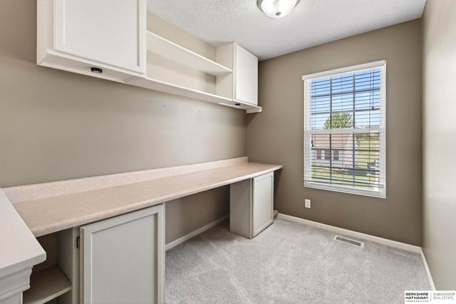 14003 Kelly Drive, Bellevue, NE 68123