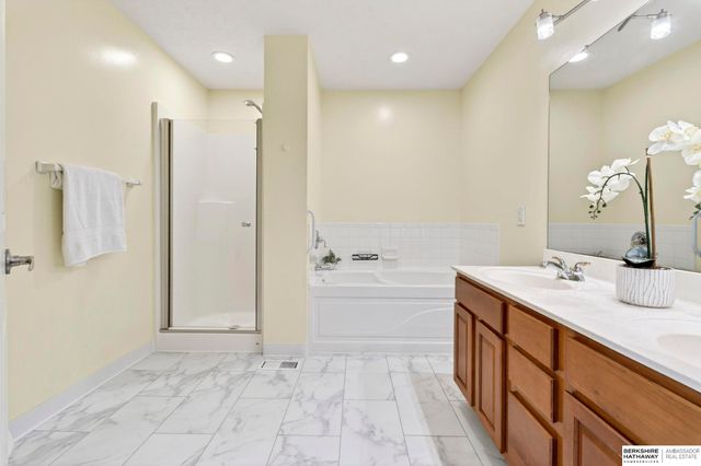 14003 Kelly Drive, Bellevue, NE 68123
