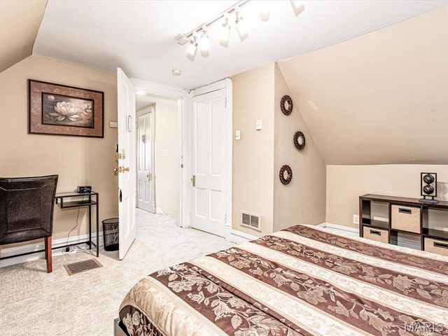 4213 Washington Boulevard, St Louis, MO 63108
