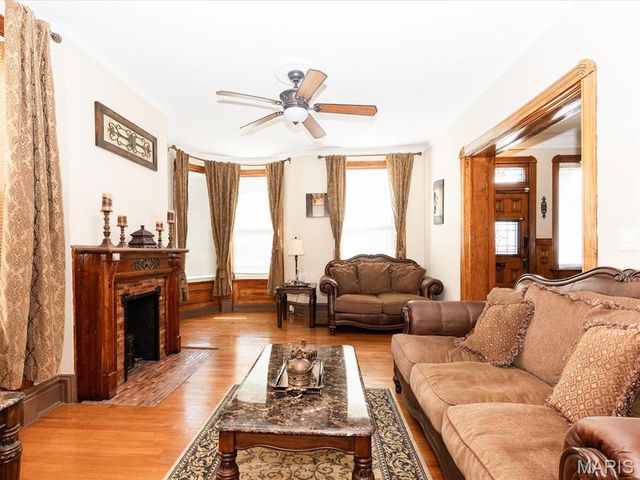 4213 Washington Boulevard, St Louis, MO 63108