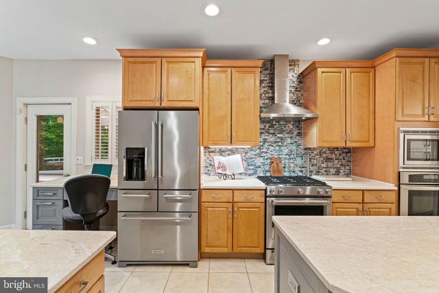 3208 UPPER WYNNEWOOD PL, Herndon, VA 20171