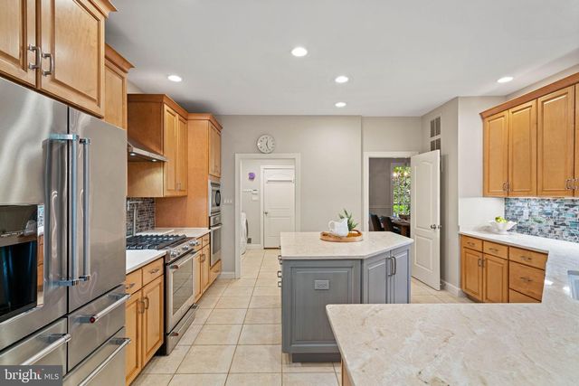 3208 UPPER WYNNEWOOD PL, Herndon, VA 20171