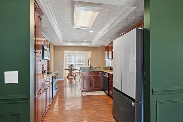 262 Bayhill Dr, Gallatin, TN 37066