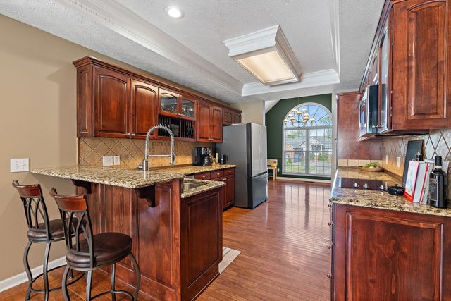 262 Bayhill Dr, Gallatin, TN 37066