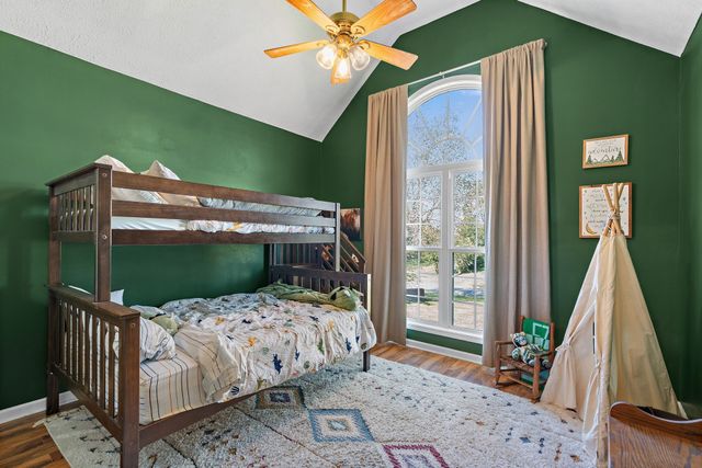262 Bayhill Dr, Gallatin, TN 37066