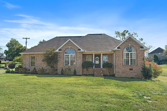 262 Bayhill Dr, Gallatin, TN 37066
