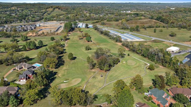 262 Bayhill Dr, Gallatin, TN 37066