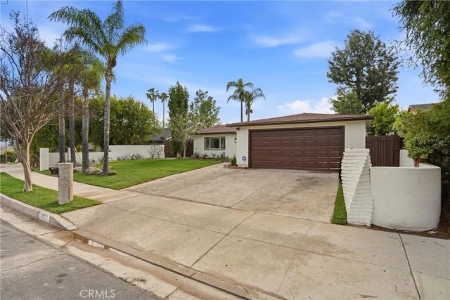 24308 Highlander Road, West Hills, CA 91307
