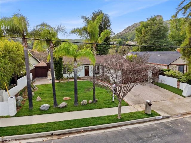 24308 Highlander Road, West Hills, CA 91307