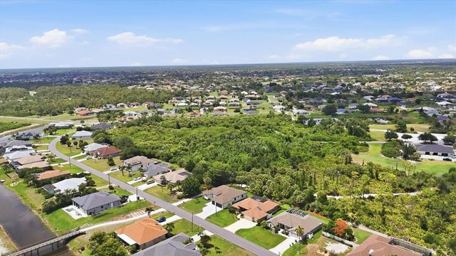 166 MEDALIST ROAD, Rotonda West, FL 33947