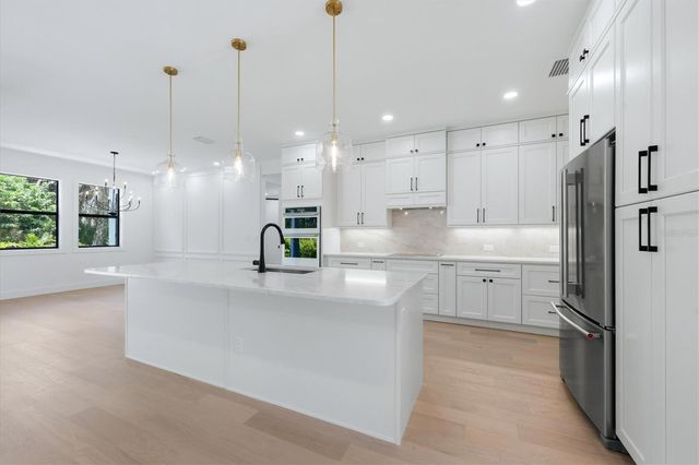 166 MEDALIST ROAD, Rotonda West, FL 33947