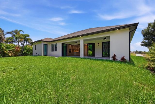 166 MEDALIST ROAD, Rotonda West, FL 33947