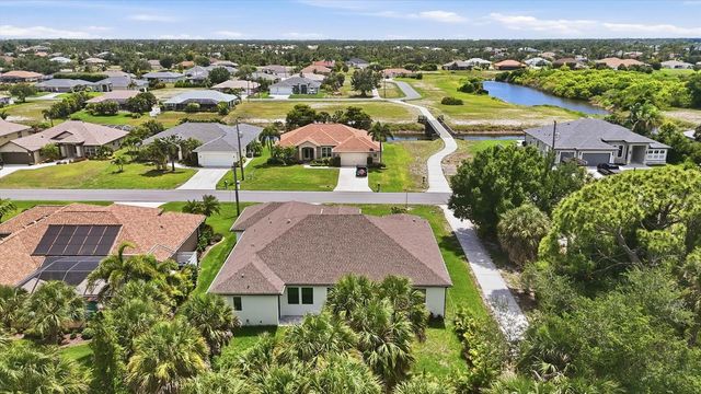 166 MEDALIST ROAD, Rotonda West, FL 33947