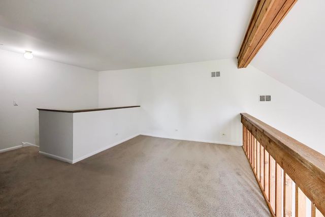 913 Campbell Drive, Gurnee, IL 60031