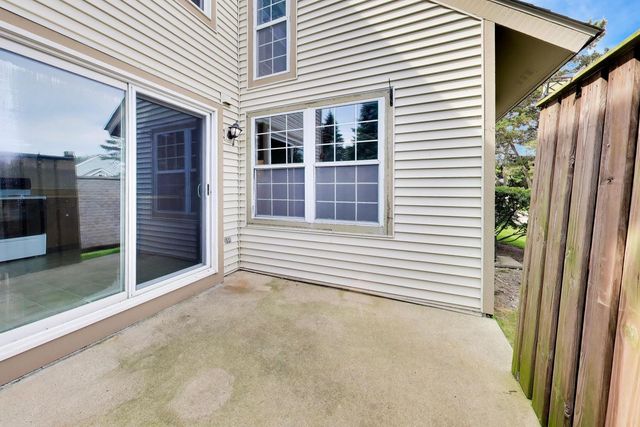 913 Campbell Drive, Gurnee, IL 60031