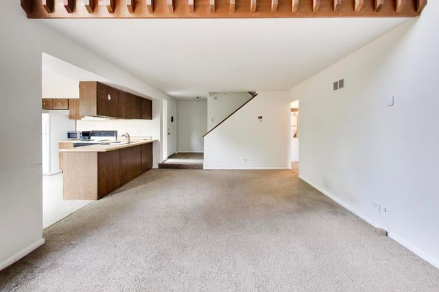 913 Campbell Drive, Gurnee, IL 60031
