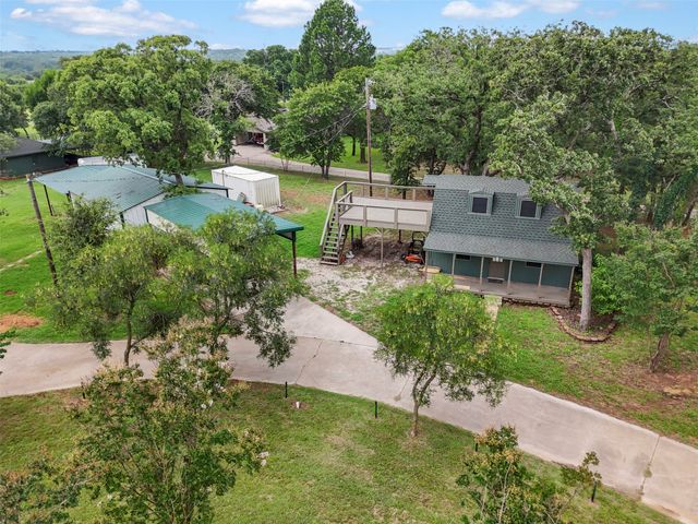 301 Ryan Avenue, Burleson, TX 76028