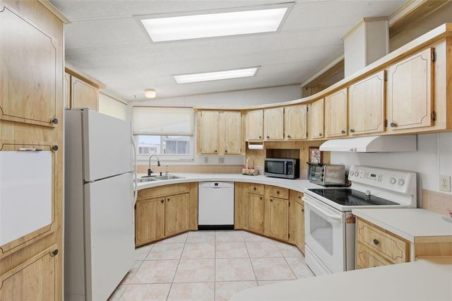 2028 HILO DRIVE, Holiday, FL 34691