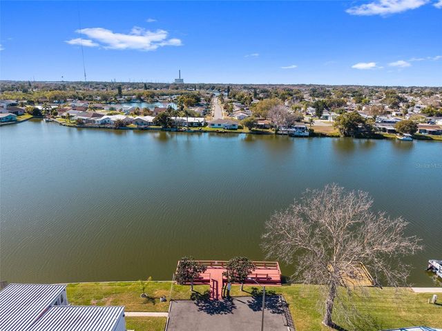 2028 HILO DRIVE, Holiday, FL 34691