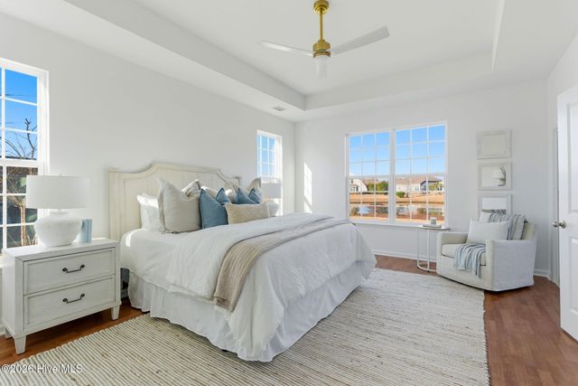 211 Cable Lake Circle, Calabash, NC 28467