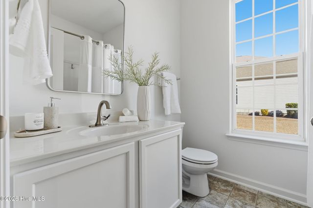 211 Cable Lake Circle, Calabash, NC 28467