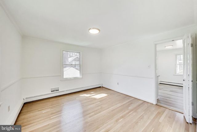 3212 CREST AVE, Cheverly, MD 20785