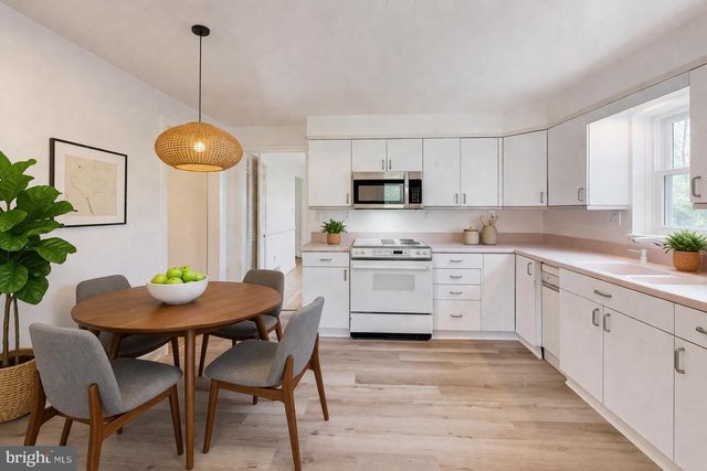 3212 CREST AVE, Cheverly, MD 20785