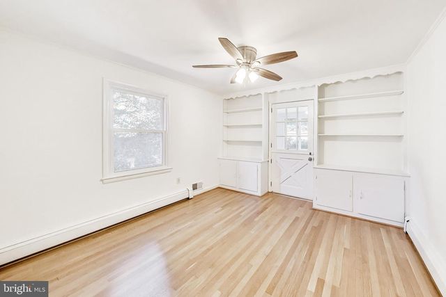 3212 CREST AVE, Cheverly, MD 20785