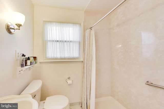 3212 CREST AVE, Cheverly, MD 20785