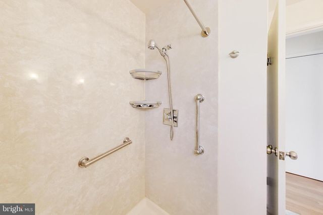 3212 CREST AVE, Cheverly, MD 20785