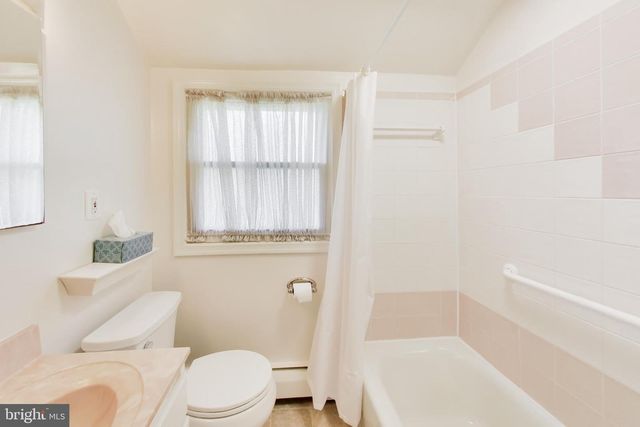 3212 CREST AVE, Cheverly, MD 20785