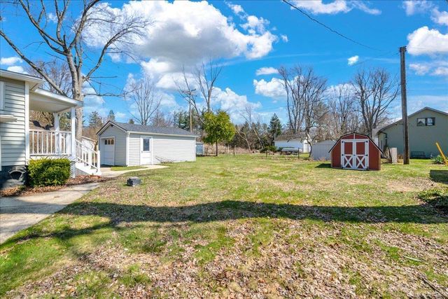 738 N Ninth Street, Saint Clair, MI 48079