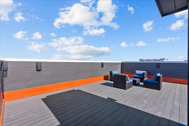 516 Reinerman Street, Houston, TX 77007