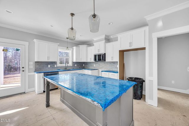 228 Freedom Rdg Drive, Smithfield, NC 27577